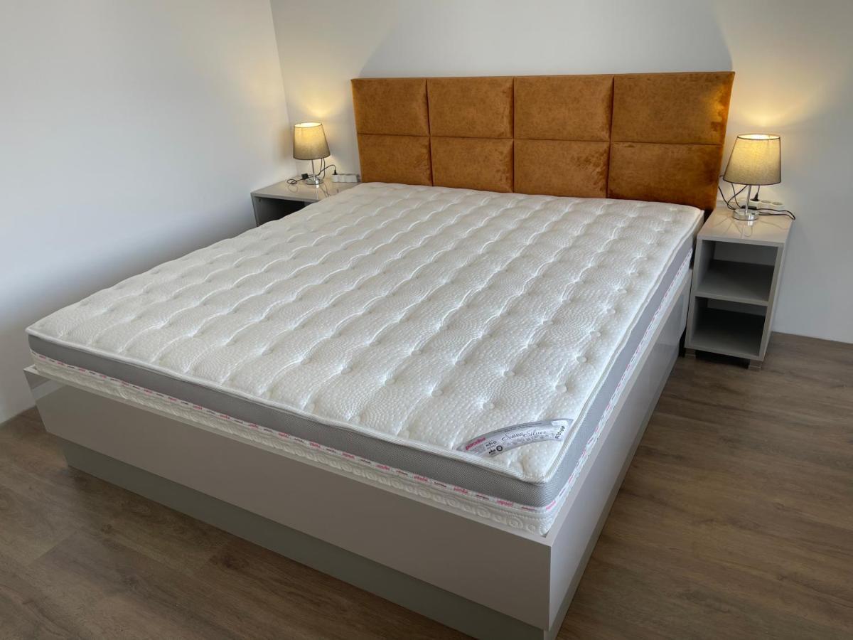 Dety'S Apartment Burgas ภายนอก รูปภาพ