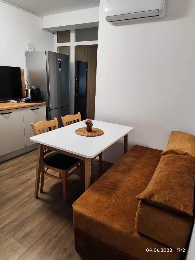 Dety'S Apartment Burgas ภายนอก รูปภาพ